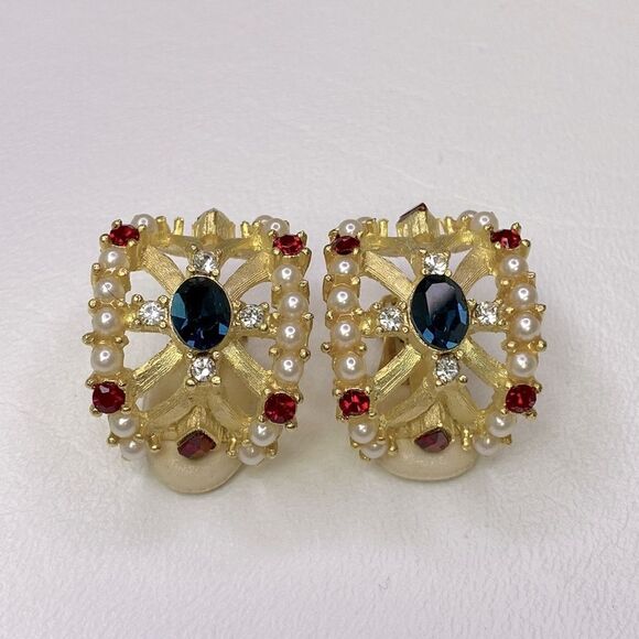 Roxanne Assoulin Gold Tone Faux Pearl Red & Blue Rhinestone Clip On Earrings - Picture 1 of 8